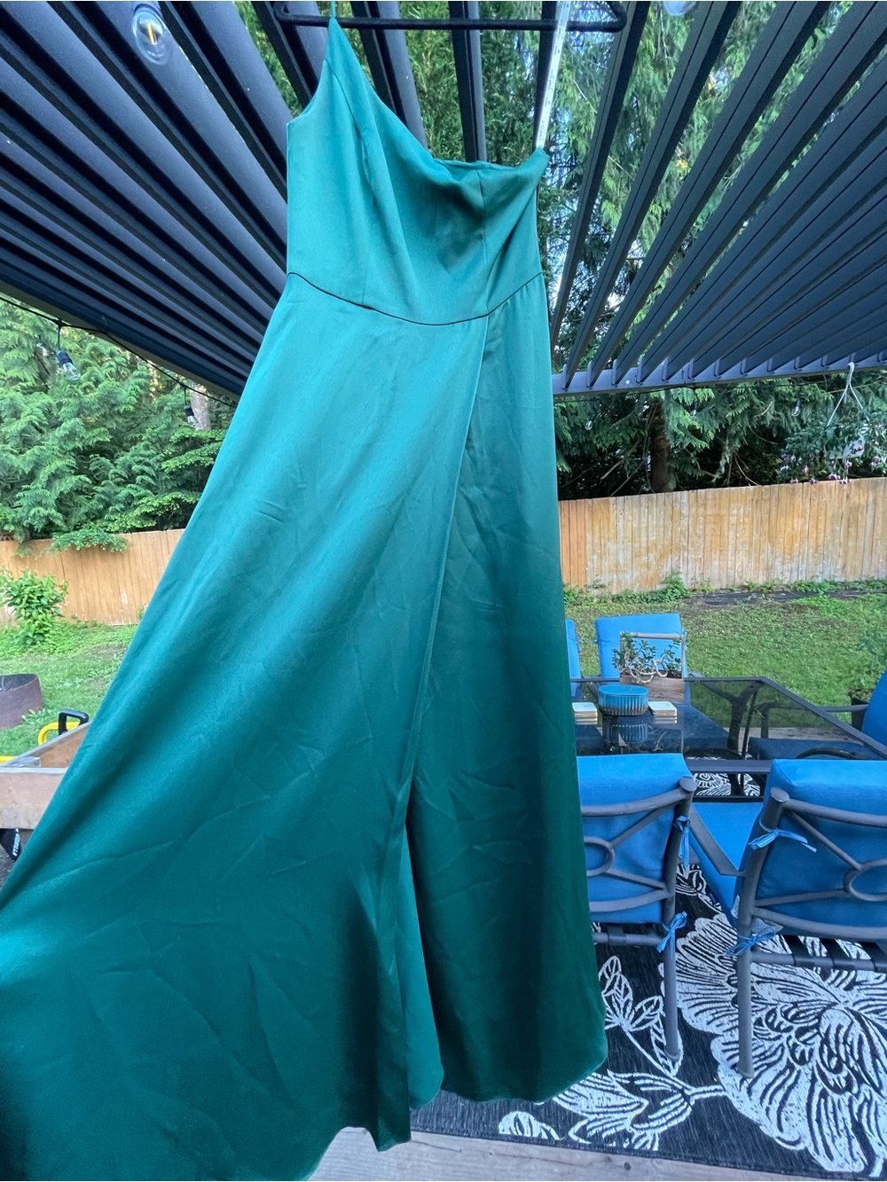 Elegant One-Shoulder Emerald Green Evening Dress